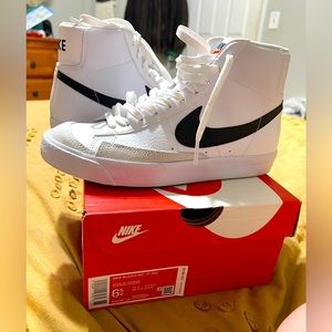 Nike Blazer Mid ‘77 (GS)